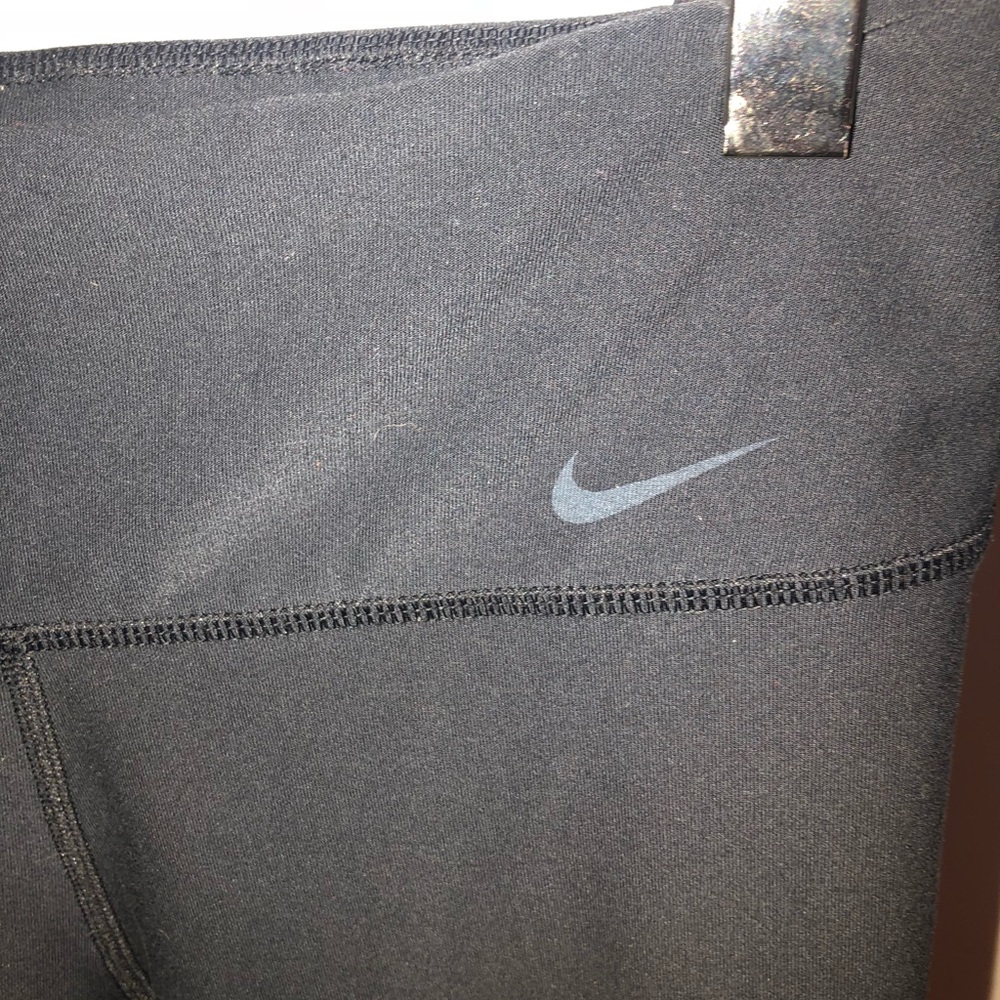 Nike workout capris